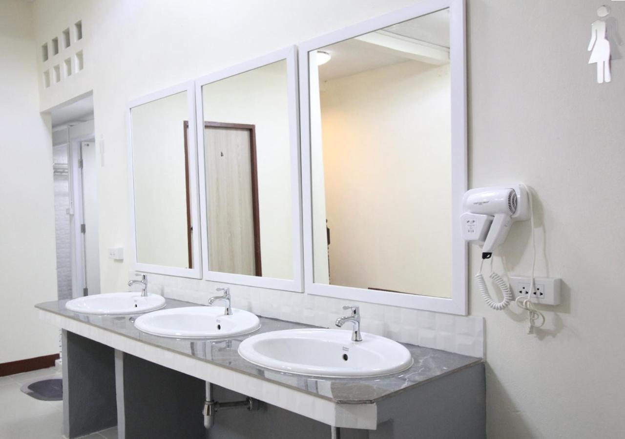 Chaiwat Hostel 방콕 외부 사진