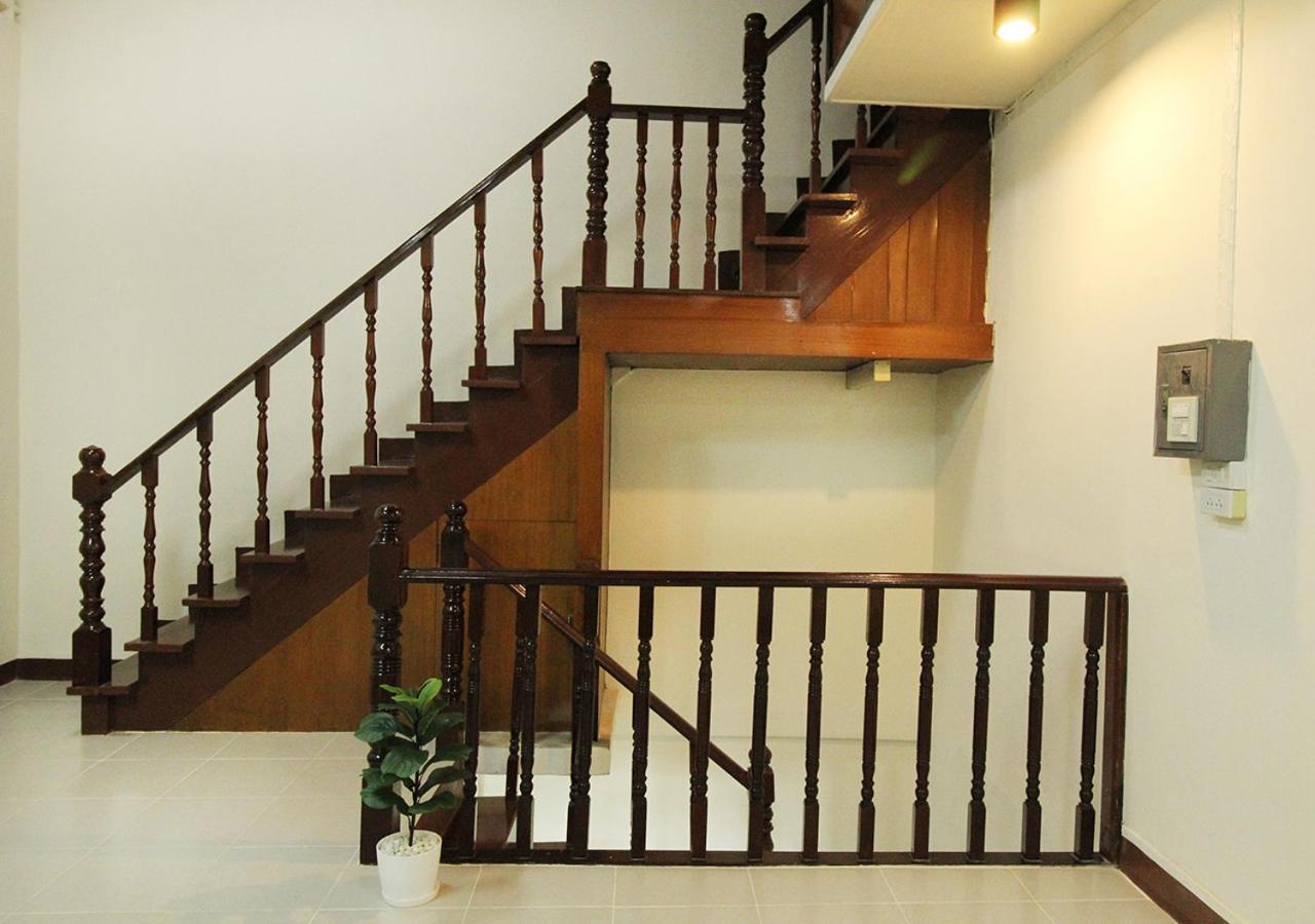 Chaiwat Hostel 방콕 외부 사진