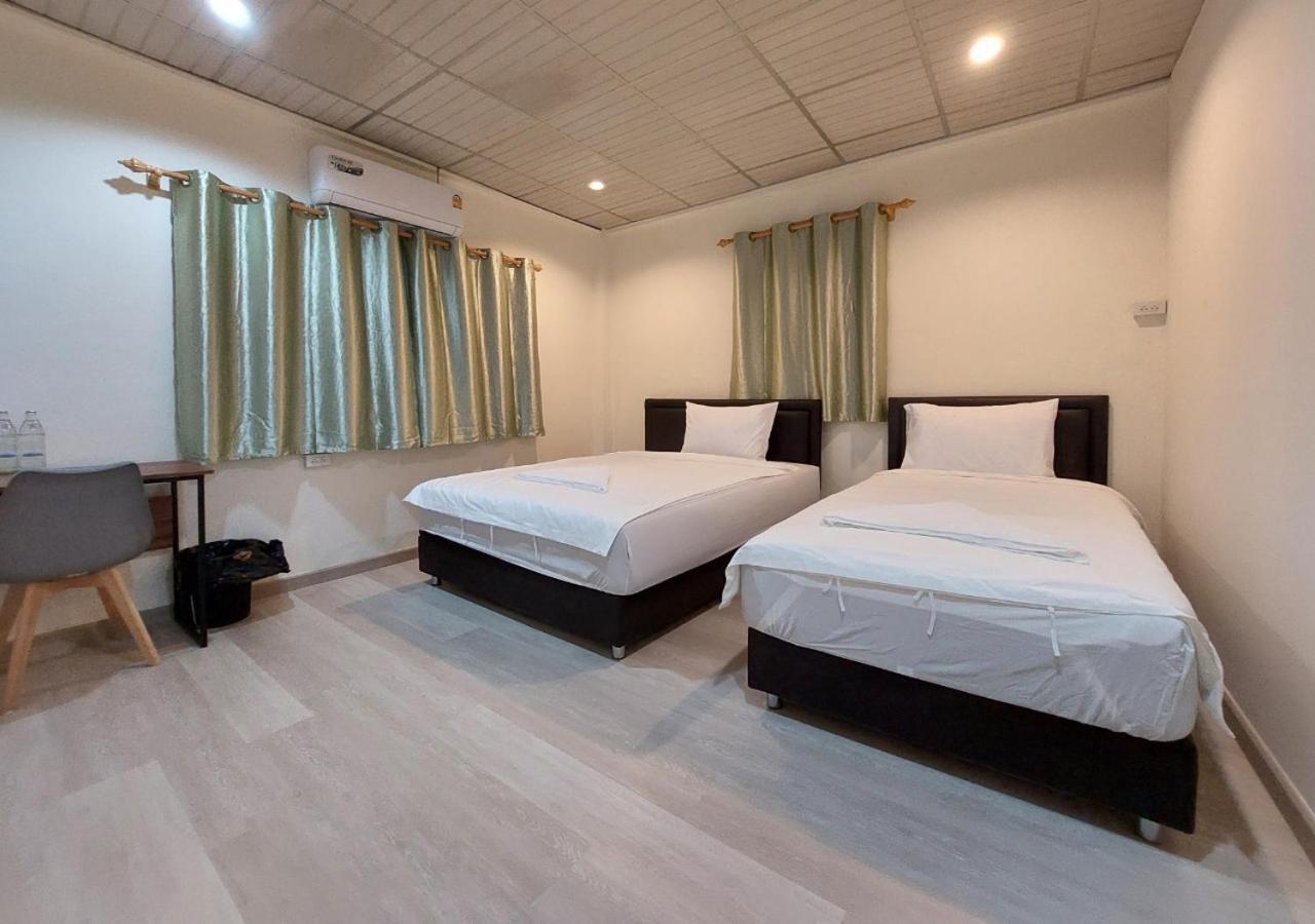 Chaiwat Hostel 방콕 외부 사진