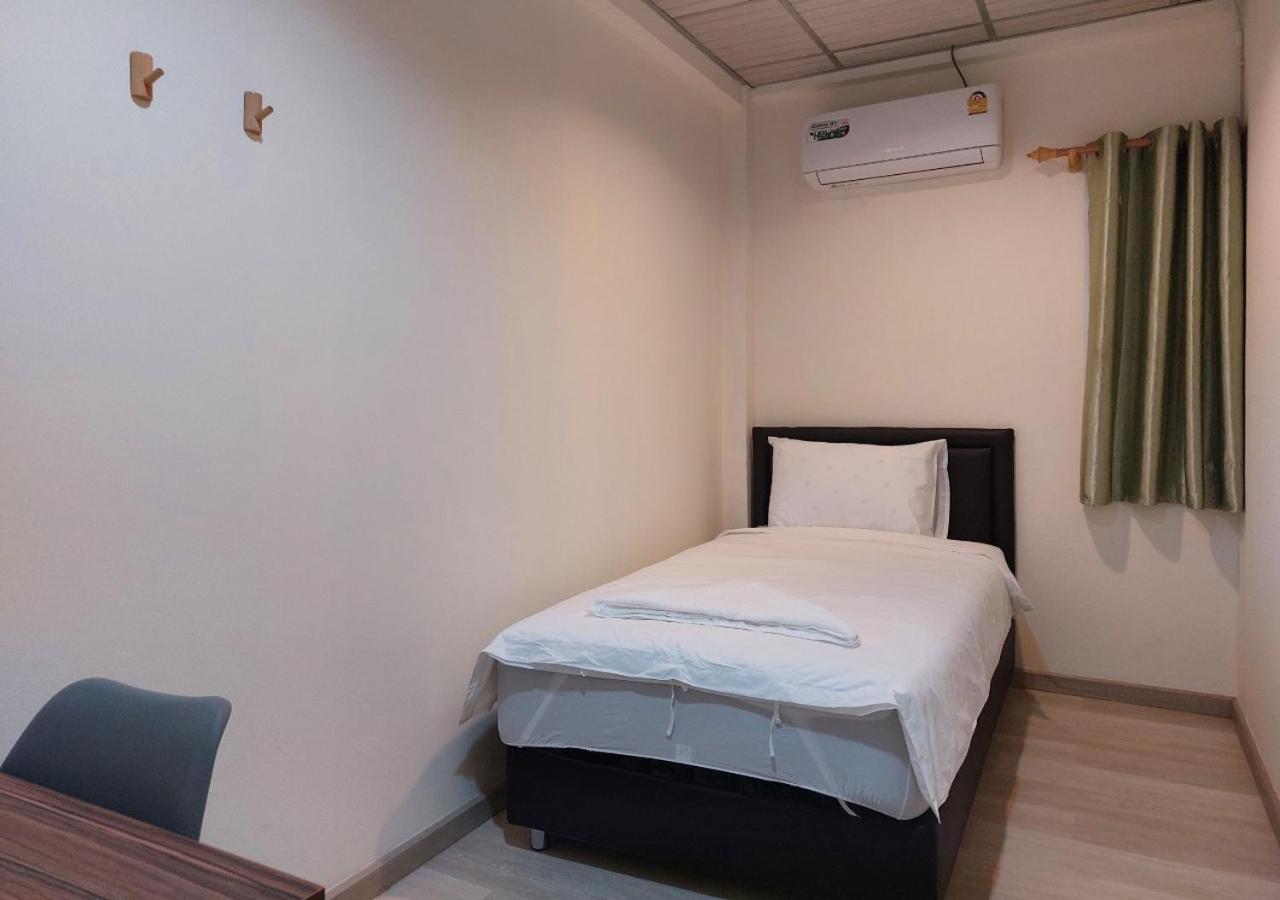 Chaiwat Hostel 방콕 외부 사진